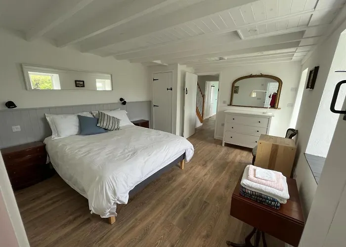 Semesterbostad Pier With Private Water Access To Colla Pier