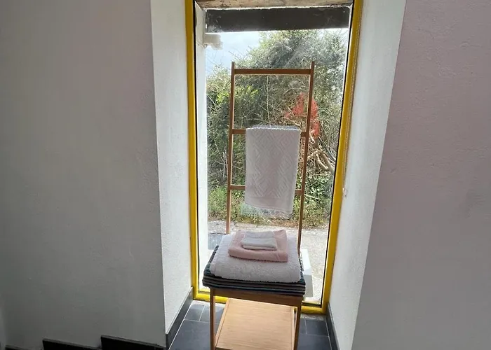 Pier With Private Water Access To Colla Pier *