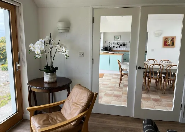 Pier With Private Water Access To Colla Pier